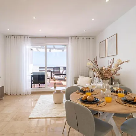 2 Bedroom Stunning In