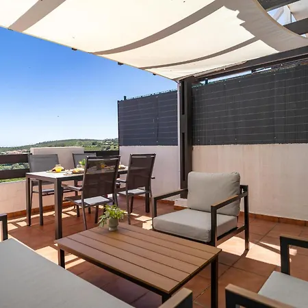 Apartment 2 Bedroom Stunning In Manilva